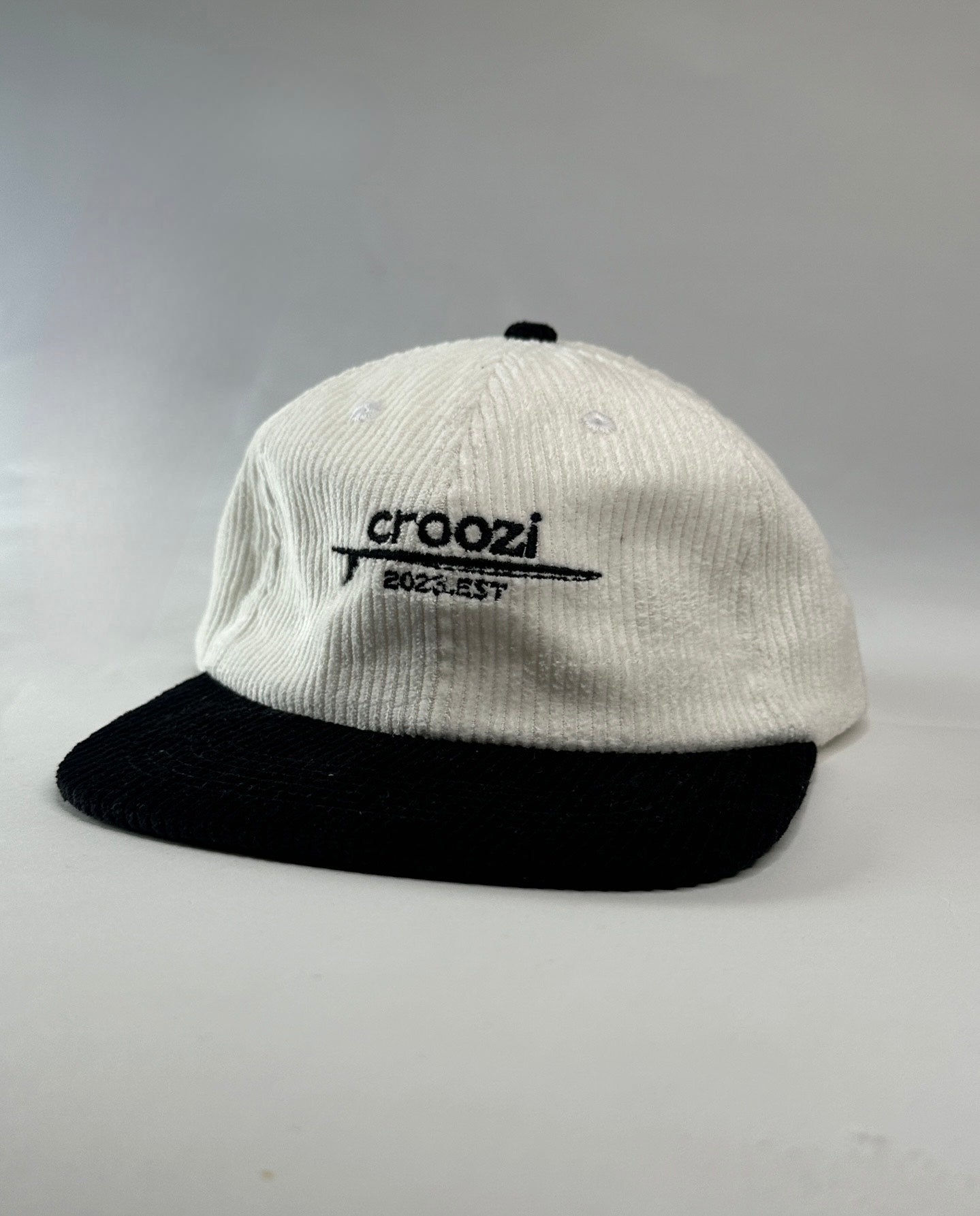 6 PANEL B&W CROOZI CAP